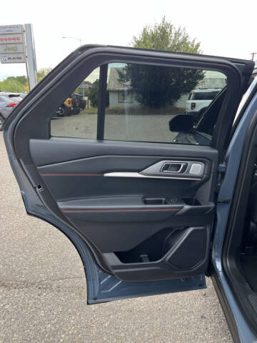 2025 Ford Explorer ST