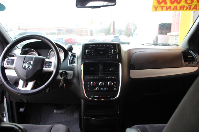 2015 Dodge Grand Caravan SE
