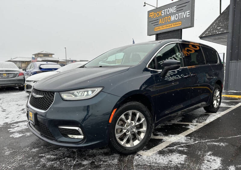 2023 Chrysler Pacifica Touring L