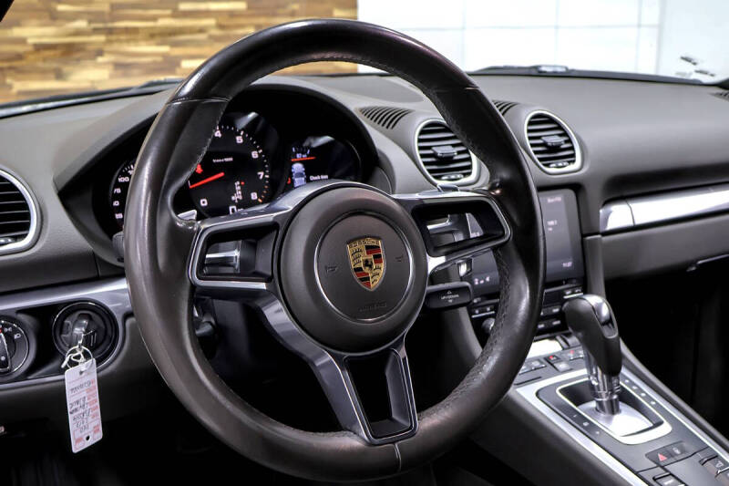 2017 Porsche 718 Cayman