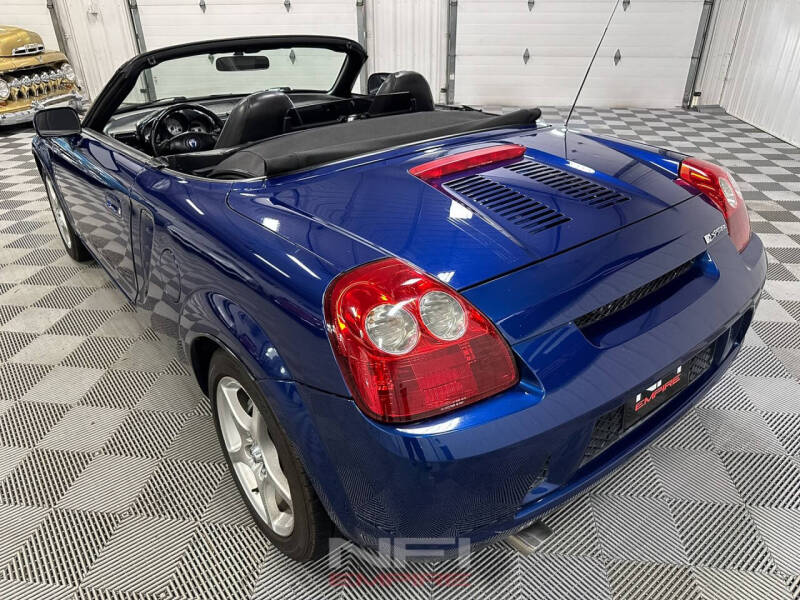 2003 Toyota MR2 Spyder