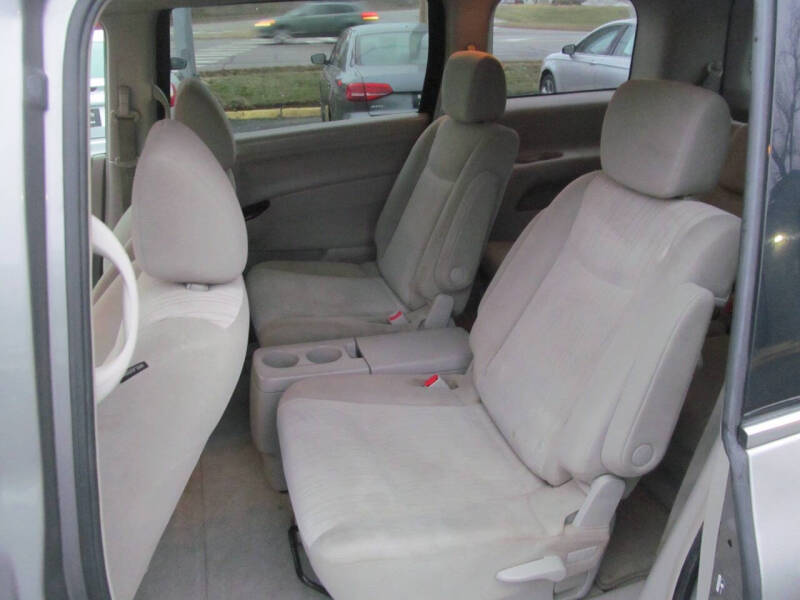 2012 Nissan Quest