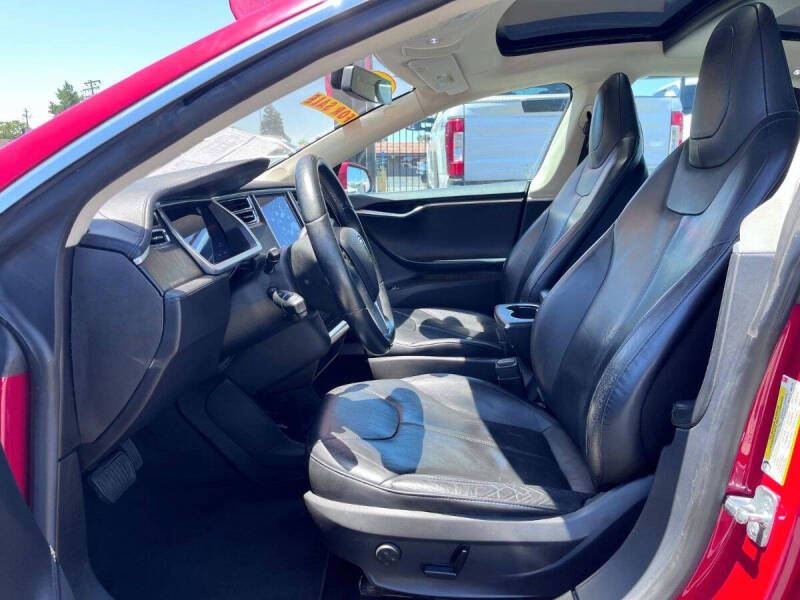 2013 Tesla Model S