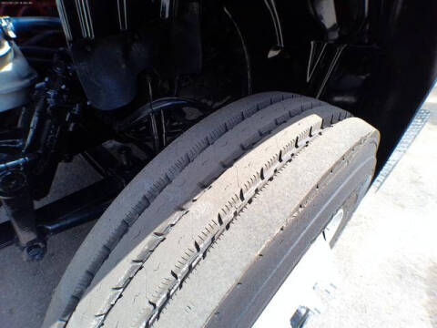 2017 Freightliner M2 106