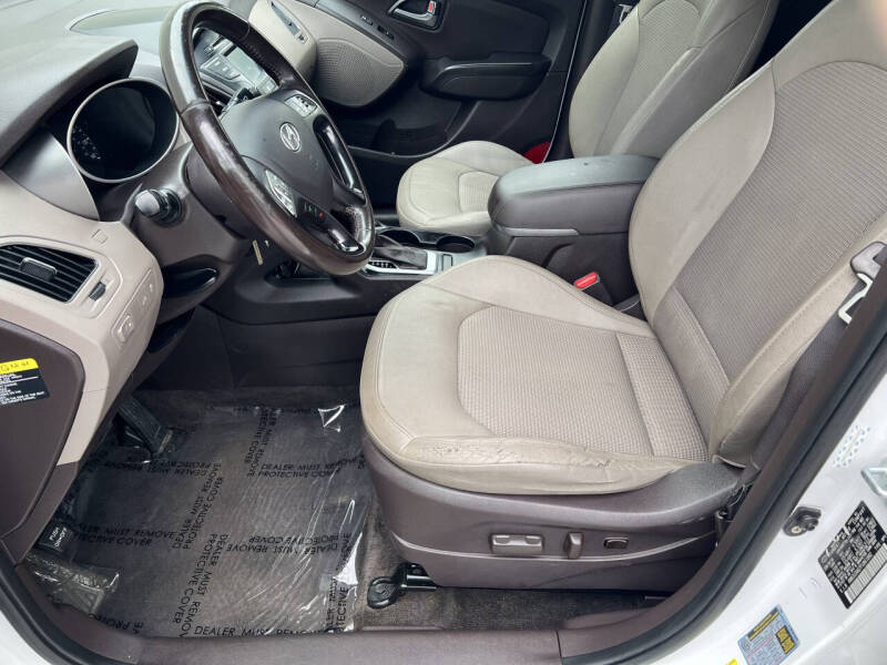 2015 Hyundai Tucson SE