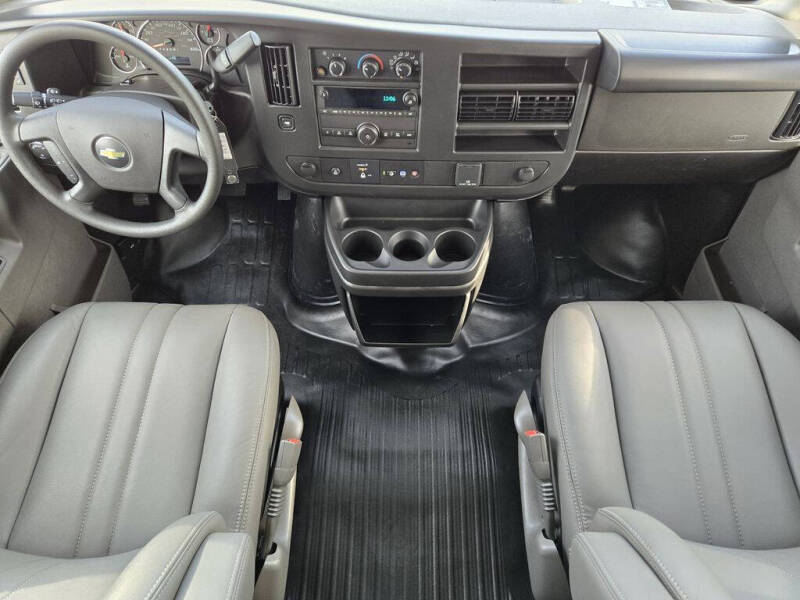 2026 Chevrolet Express 2500