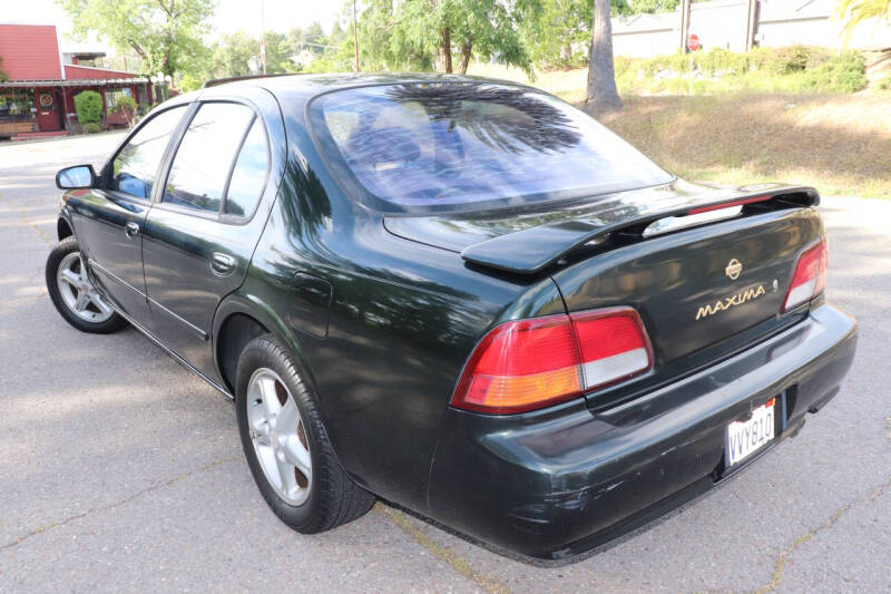 1997 Nissan Maxima GXE