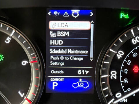 2019 Lexus LX 570 Three-Row