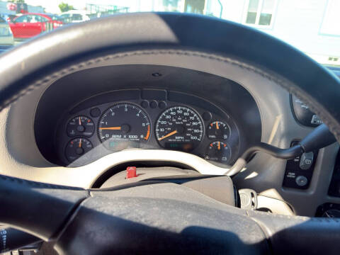 2004 Chevrolet Blazer LS