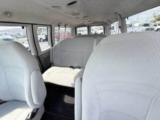2008 Ford E-Series E-150 XLT