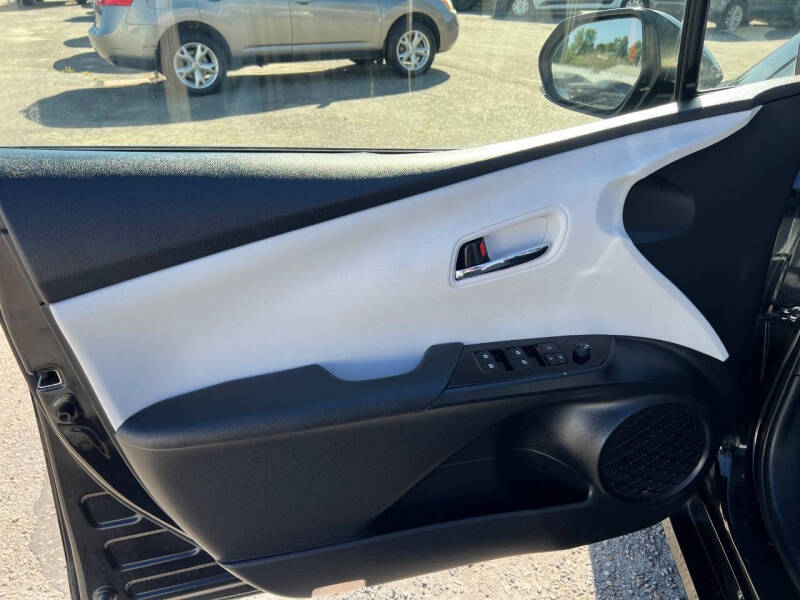 2016 Toyota Prius Two