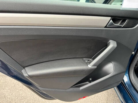 2022 Volkswagen Passat SE