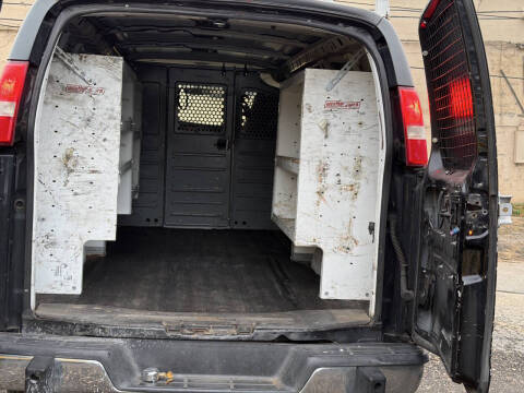 2016 GMC Savana 2500