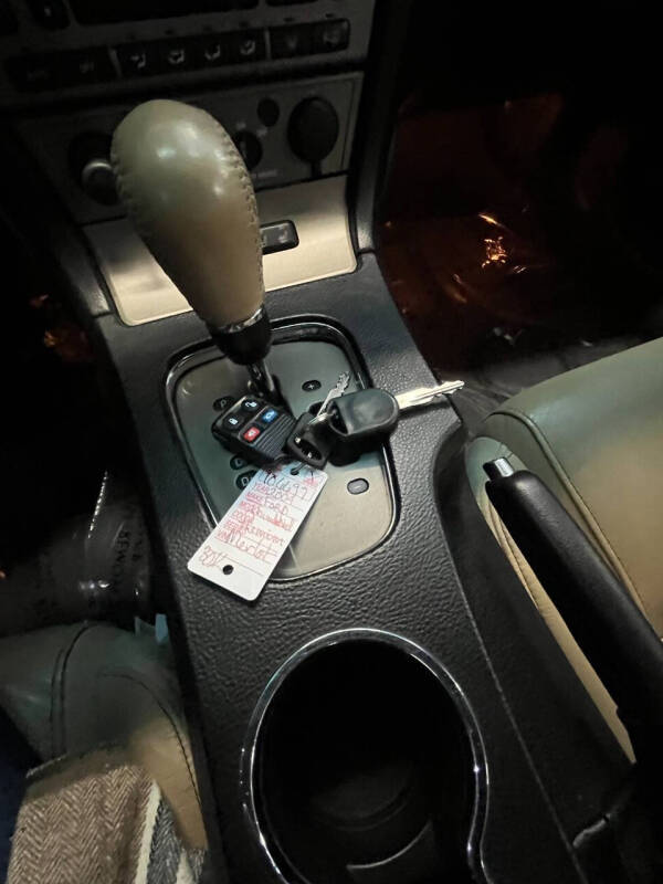 2004 Ford Thunderbird Deluxe