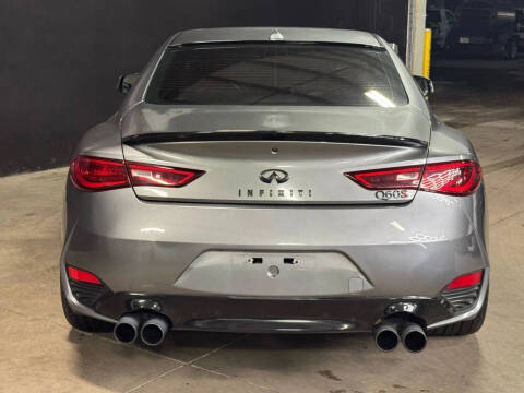2017 Infiniti Q60 Red Sport 400