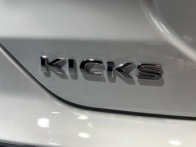 2025 Nissan Kicks Play S