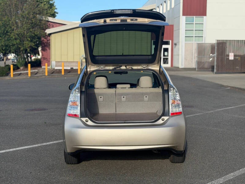 2010 Toyota Prius I