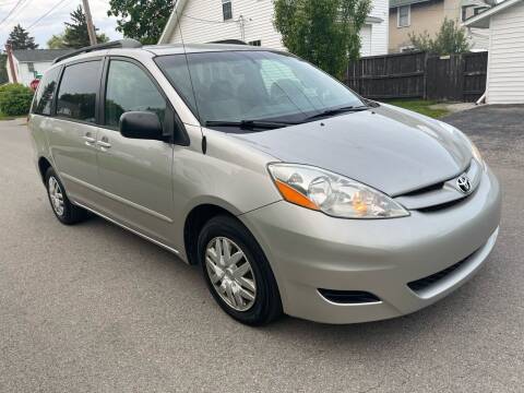 2008 Toyota Sienna for sale at Via Roma Auto Sales in Columbus OH