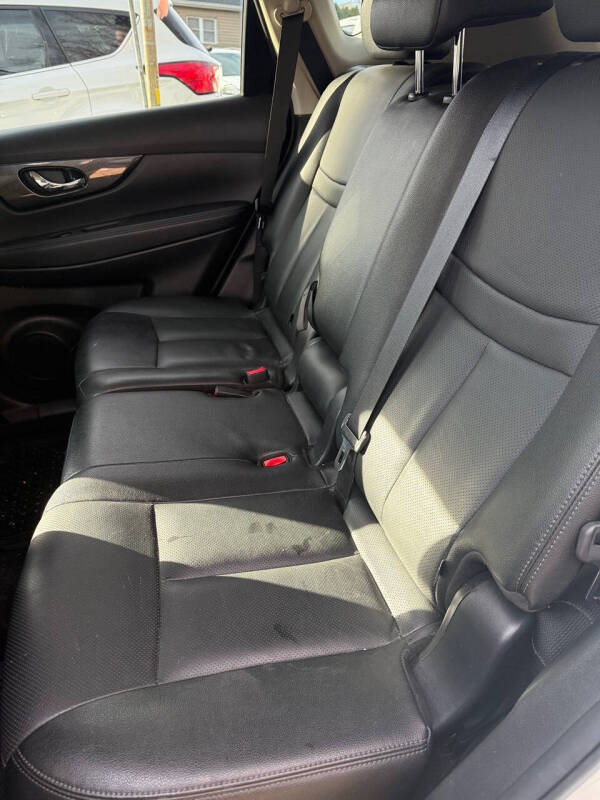 2016 Nissan Rogue SL