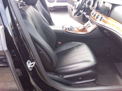 2019 Mercedes-Benz E-Class E 300