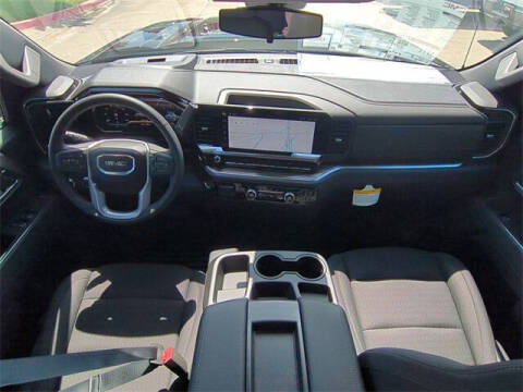 2025 GMC Sierra 1500 Elevation Standard