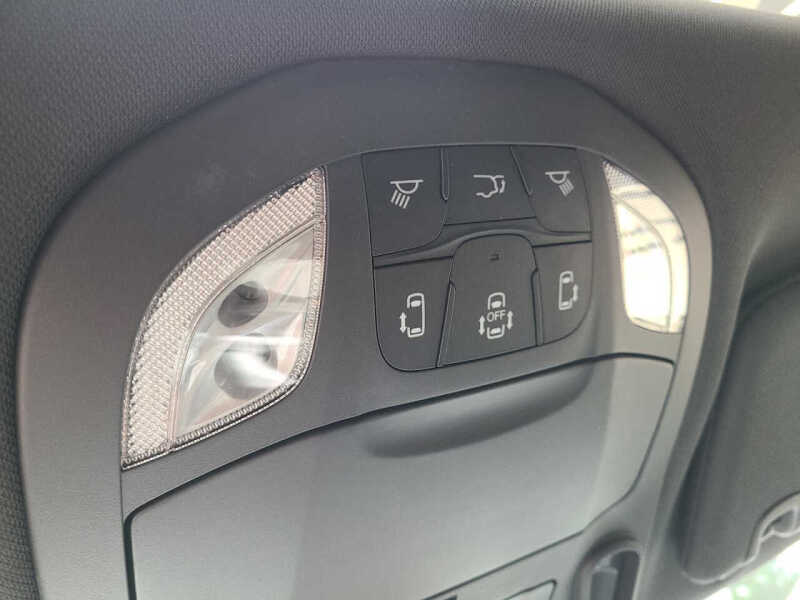 2023 Chrysler Pacifica Plug-In Hybrid Limited