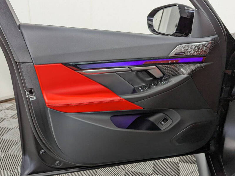 2025 BMW M5