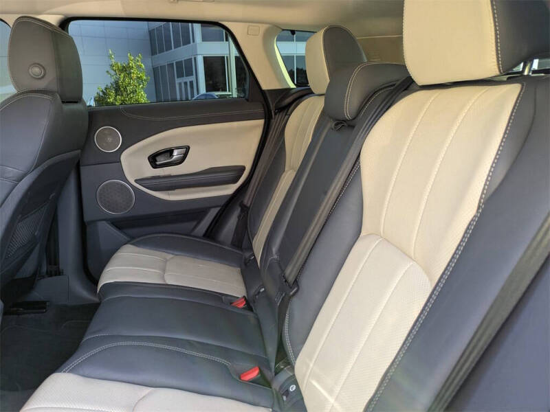 2017 Land Rover Range Rover Evoque SE