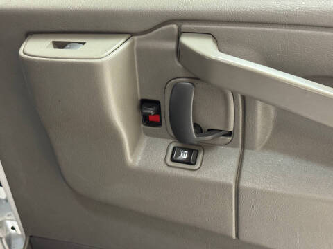 2016 Chevrolet Express 2500