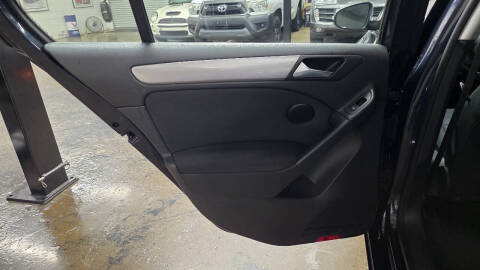2013 Volkswagen Golf 2.5L PZEV