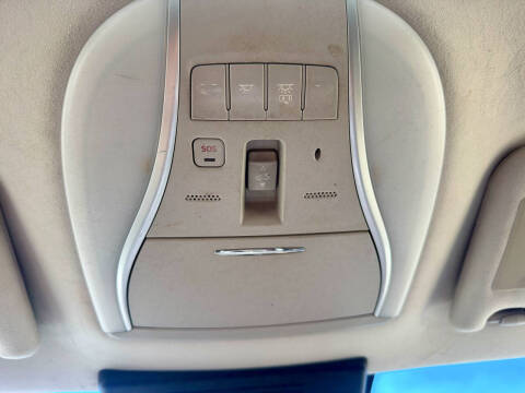 2013 Infiniti M37