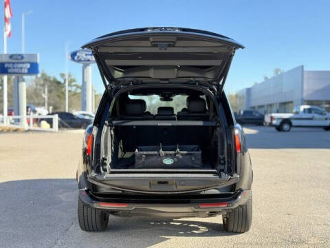 2024 Land Rover Range Rover P400 SE LWB