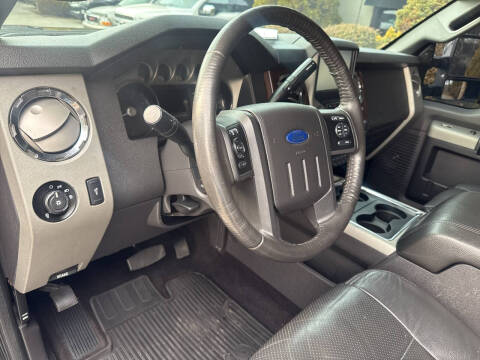 2014 Ford F-350 Super Duty Lariat