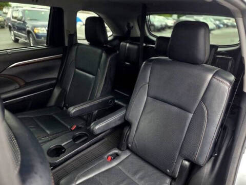 2016 Toyota Highlander Hybrid Limited Platinum