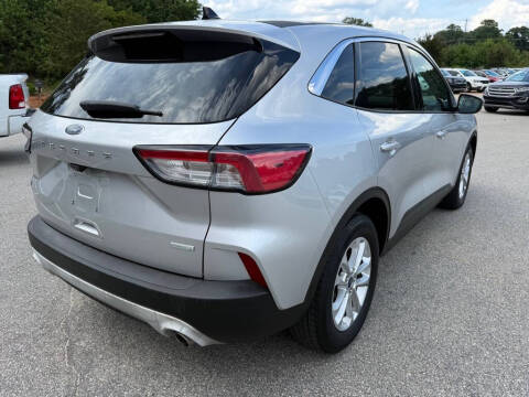 2020 Ford Escape SE