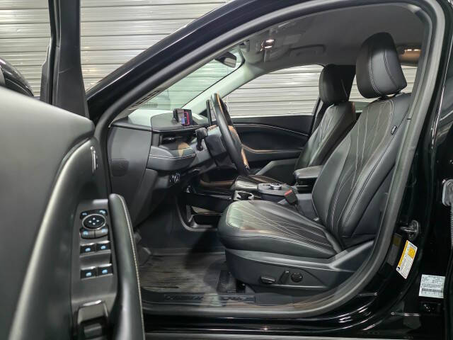 2024 Ford Mustang Mach-E Select