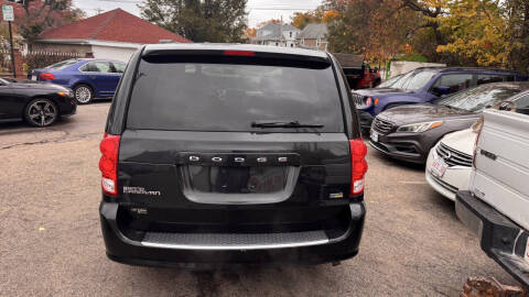 2012 Dodge Grand Caravan SXT