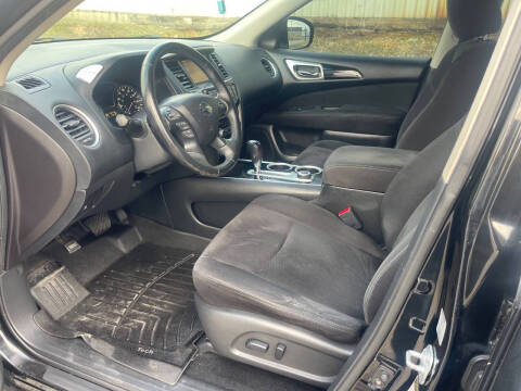 2015 Nissan Pathfinder SV