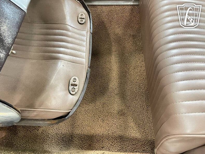 1964 Ford Thunderbird