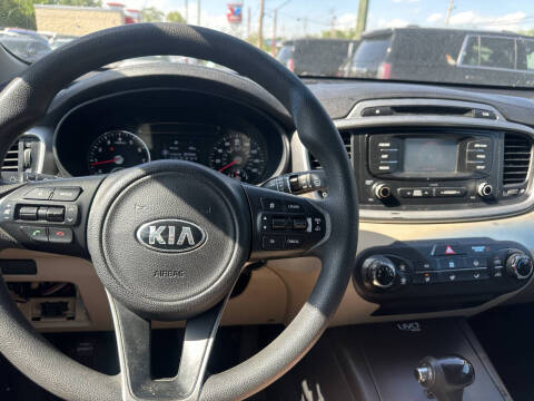 2016 Kia Sorento LX