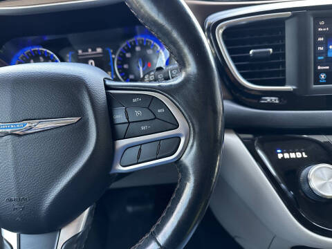 2019 Chrysler Pacifica Touring L