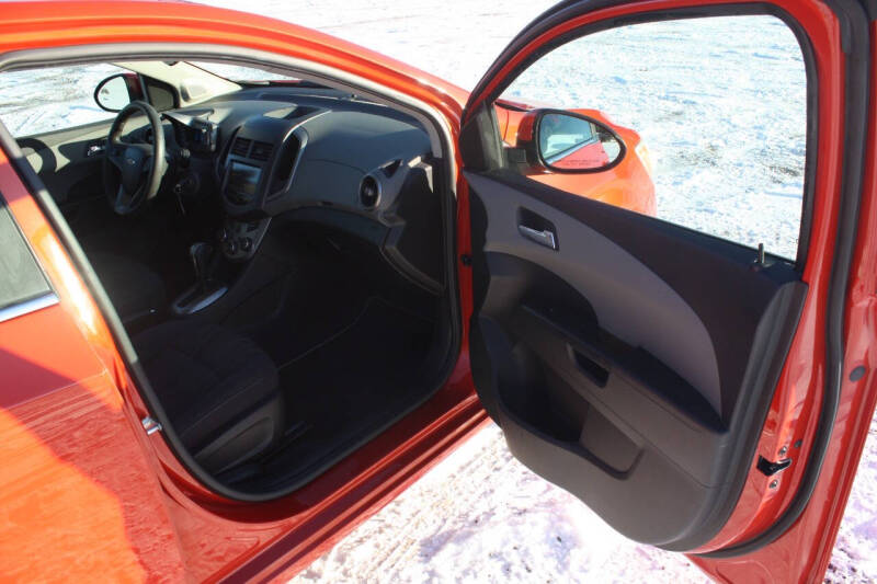 2013 Chevrolet Sonic LT Auto