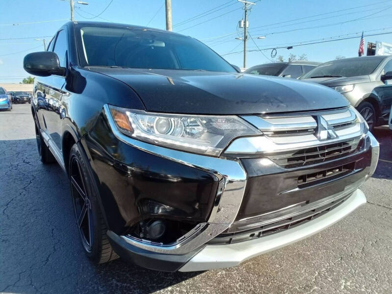 2018 Mitsubishi Outlander ES