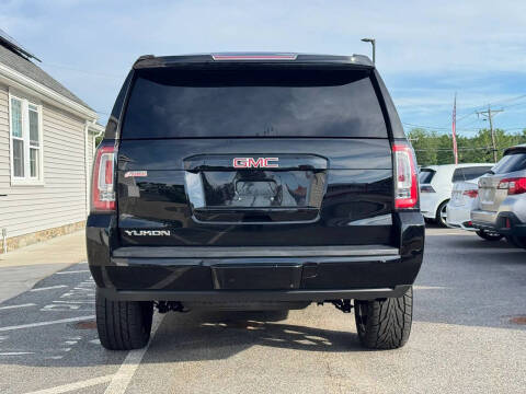 2017 GMC Yukon SLT
