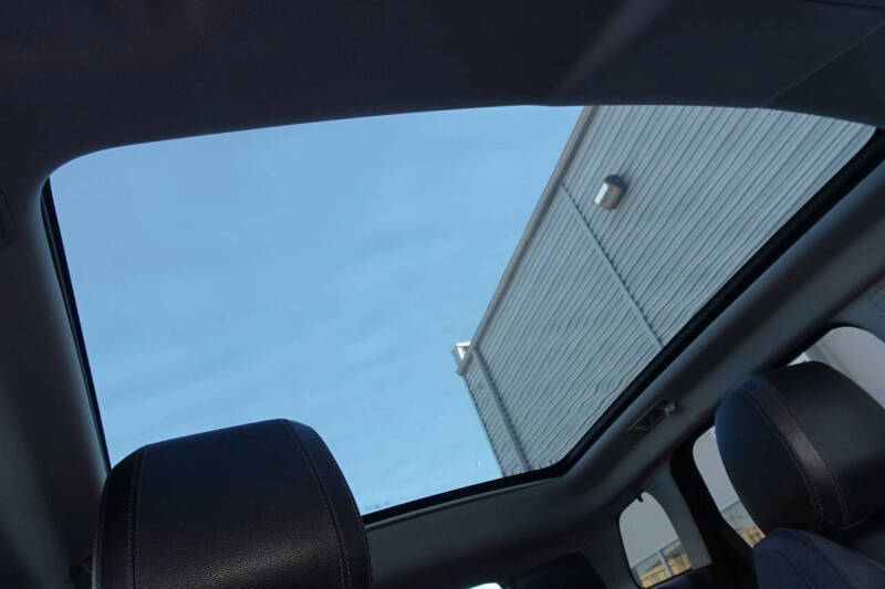 2019 Land Rover Range Rover Evoque SE Premium