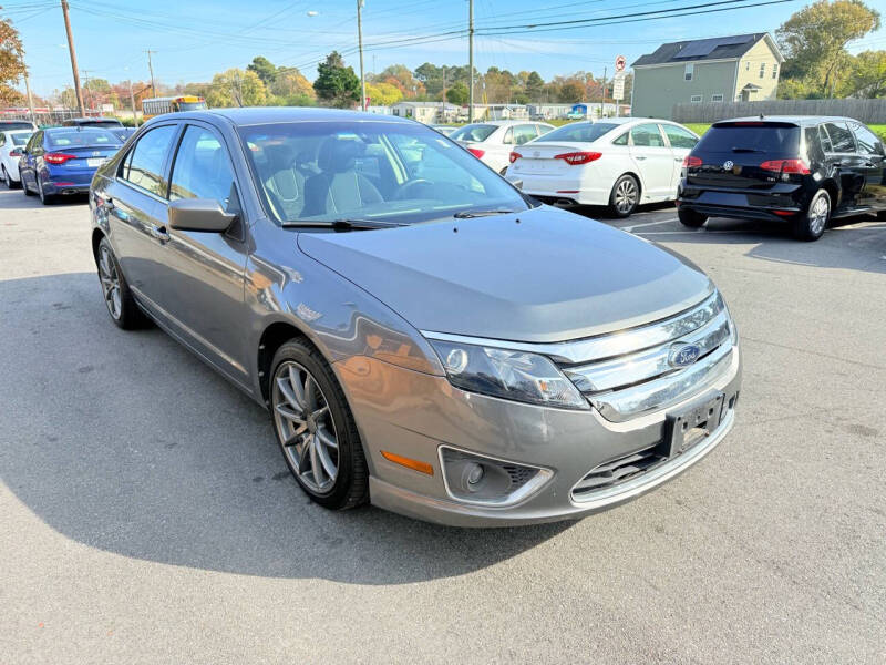 2010 Ford Fusion SE photo 7