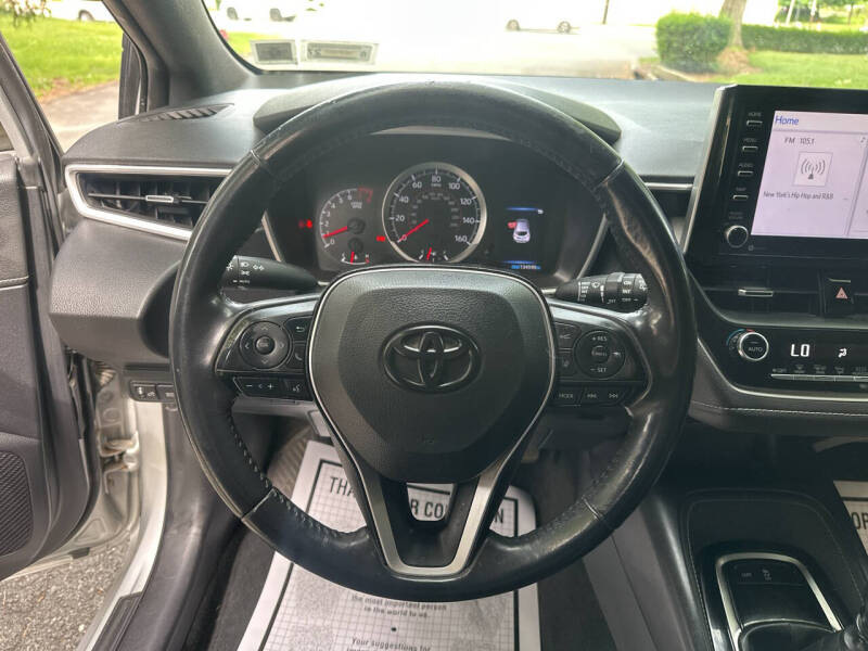 2020 Toyota Corolla Hatchback SE