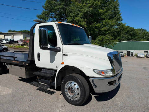 2021 International MV607