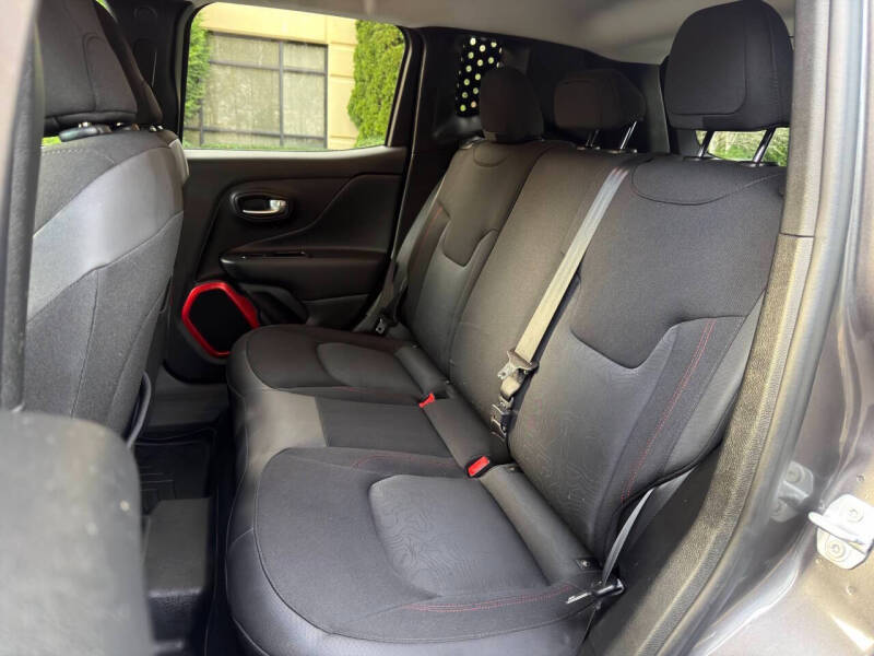 2017 Jeep Renegade Trailhawk