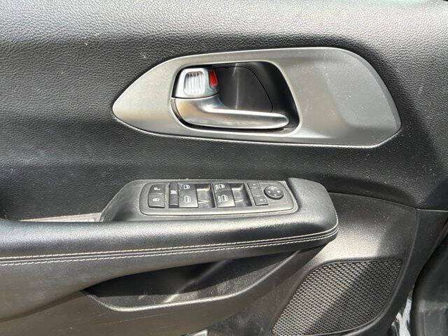 2021 Chrysler Pacifica Touring